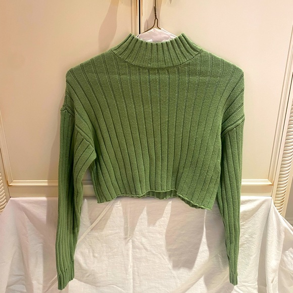 LA Hearts Cropped Sweater - Picture 2 of 5